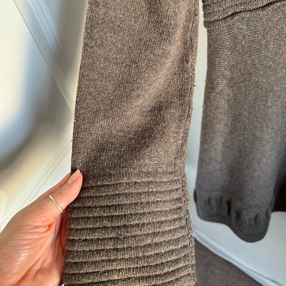 LORI Long Sweater Jacket - Picture 6 of 11